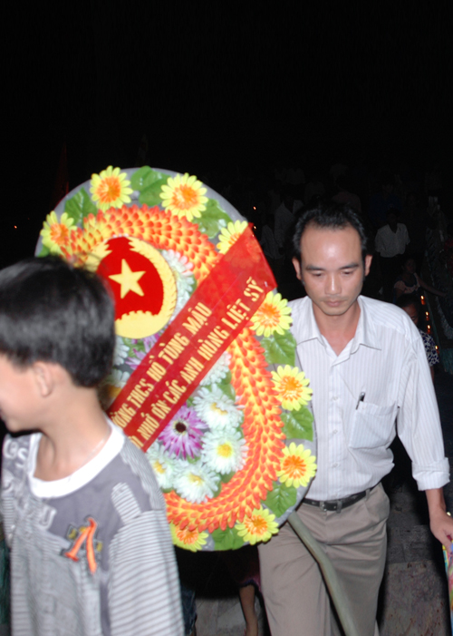Những người con Phật miền Núi Hà Tĩnh tri ân tưởng niệm Anh Hùng Liệt Sĩ