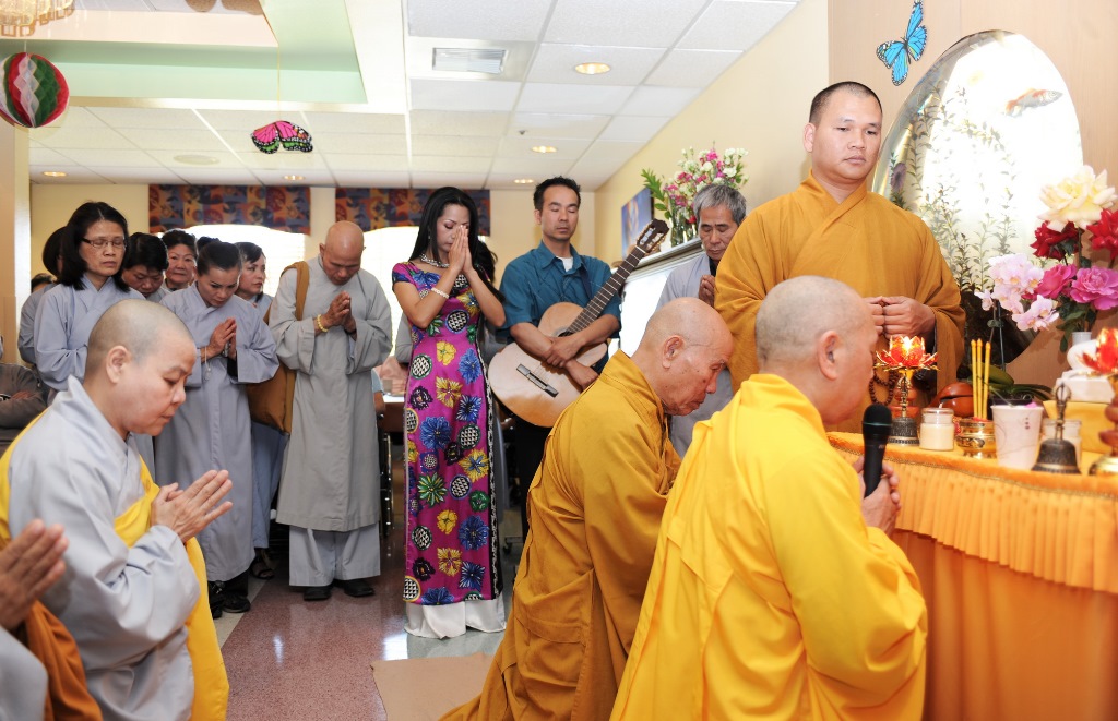 Lễ an vị Phật tại Mission De La Casa - Viện dưỡng lão ở San Jose - Hoa Kỳ