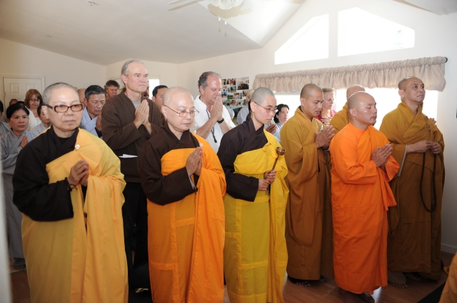 Trung tâm tu học Phổ Trí - Hoa Kỳ tổ chức lễ an vị Phật