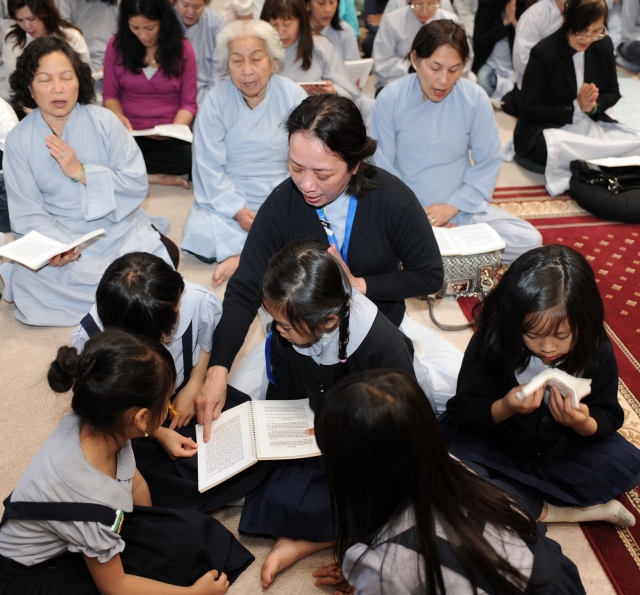 Chùa Phổ Từ - thành phố Hayward (Hoa Kỳ) mừng đại lễ Phật Đản PL 2556