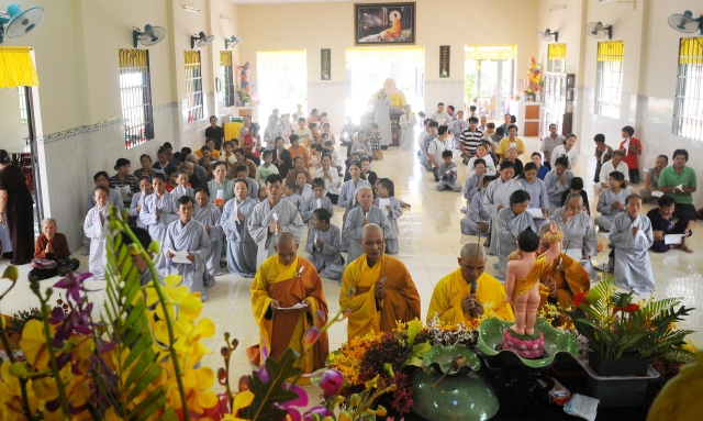Củ Chi: Tịnh viện Pháp Hạnh long trọng tổ chức đại lễ Khánh đản
