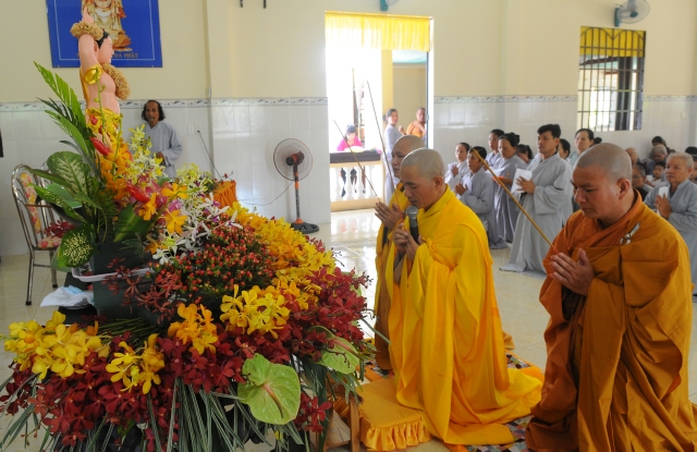 Củ Chi: Tịnh viện Pháp Hạnh long trọng tổ chức đại lễ Khánh đản
