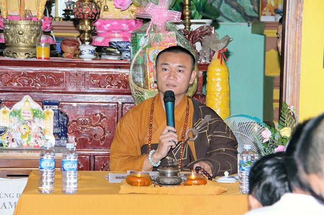 Gia Lai: Chùa Quan Âm Lễ Cài Huy Hiệu và Vượt Bậc Ngành Oanh Vũ