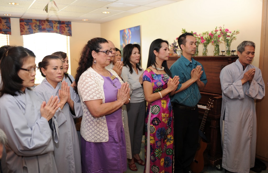 Lễ an vị Phật tại Mission De La Casa - Viện dưỡng lão ở San Jose - Hoa Kỳ