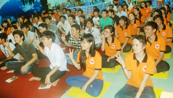 CLB Nhân Sinh tổ chức Thiền tập – Pháp thoại cho Thí sinh