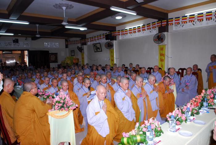 Chư Ni Q.6 khai giảng khóa An cư kiết hạ PL.2556
