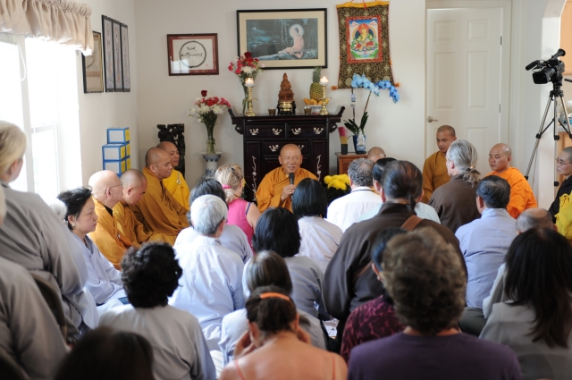 Trung tâm tu học Phổ Trí - Hoa Kỳ tổ chức lễ an vị Phật