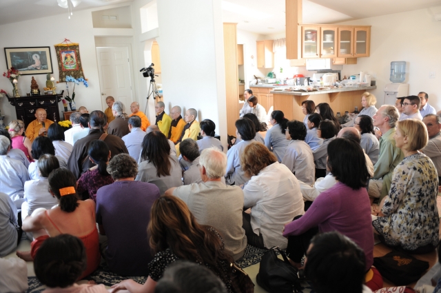 Trung tâm tu học Phổ Trí - Hoa Kỳ tổ chức lễ an vị Phật