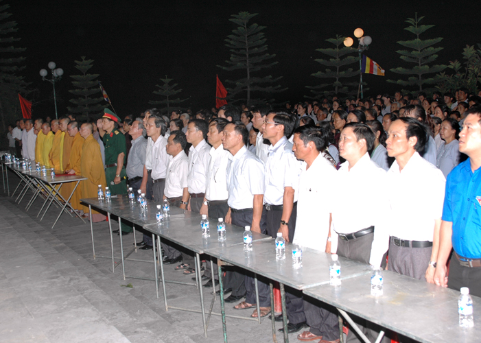 Những người con Phật miền Núi Hà Tĩnh tri ân tưởng niệm Anh Hùng Liệt Sĩ