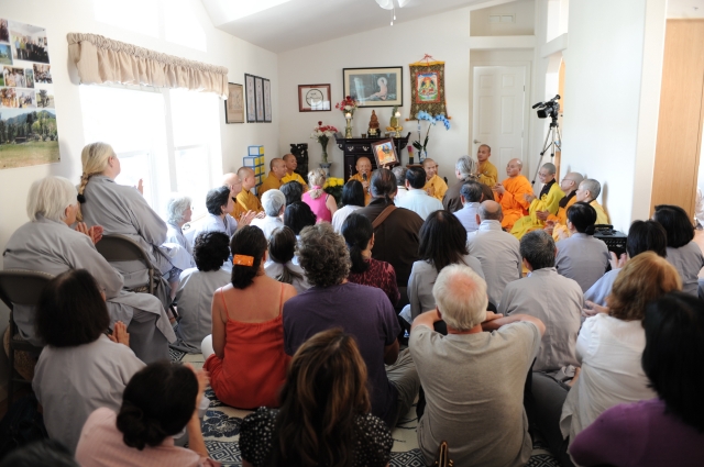 Trung tâm tu học Phổ Trí - Hoa Kỳ tổ chức lễ an vị Phật