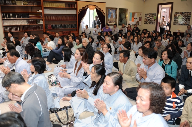 Chùa Phổ Từ - thành phố Hayward (Hoa Kỳ) mừng đại lễ Phật Đản PL 2556