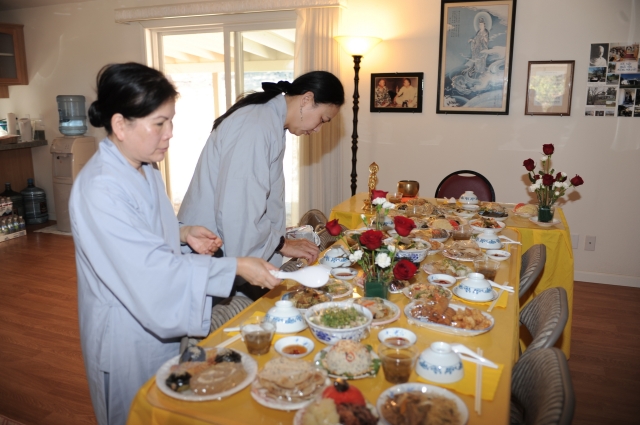 Trung tâm tu học Phổ Trí - Hoa Kỳ tổ chức lễ an vị Phật