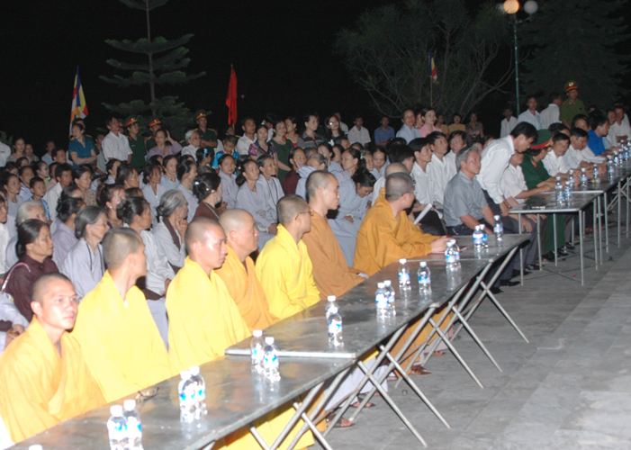 Những người con Phật miền Núi Hà Tĩnh tri ân tưởng niệm Anh Hùng Liệt Sĩ