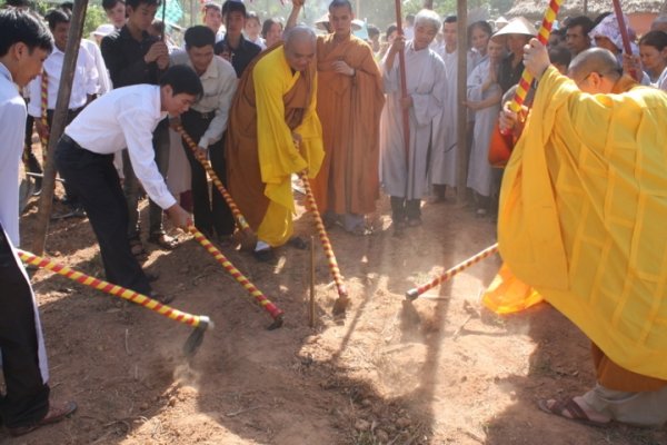 Côn Sơn Tự ngày Phật “trở về”
