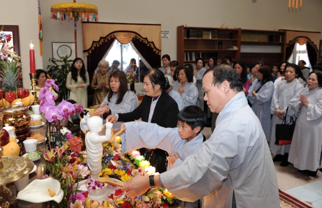 Chùa Phổ Từ - thành phố Hayward (Hoa Kỳ) mừng đại lễ Phật Đản PL 2556