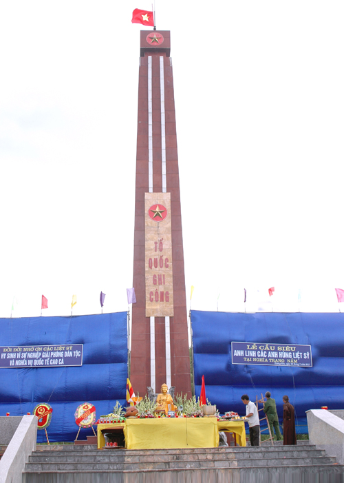 Những người con Phật miền Núi Hà Tĩnh tri ân tưởng niệm Anh Hùng Liệt Sĩ