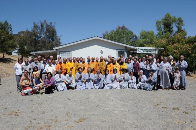 Trung tâm tu học Phổ Trí - Hoa Kỳ tổ chức lễ an vị Phật