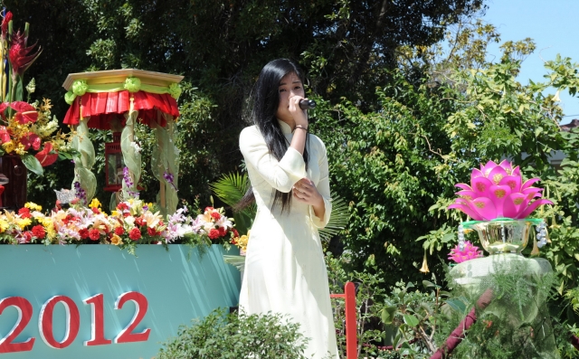 Trung tâm Văn hóa Phật giáo Liễu Quán (Hoa Kỳ)  long trọng tổ chức Đại lễ Phật đản PL 2556