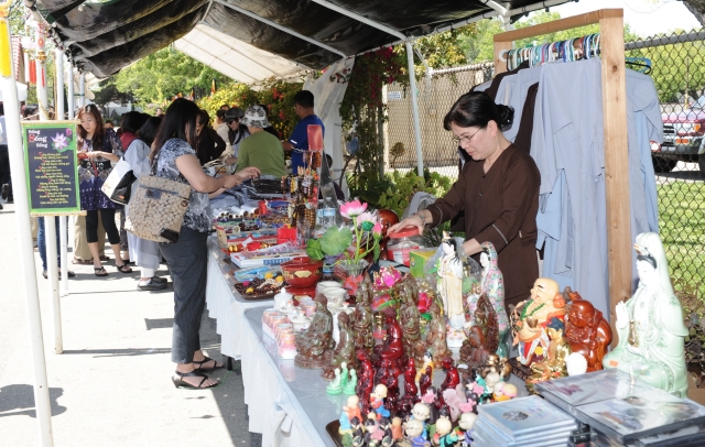 Chùa Phổ Từ - thành phố Hayward (Hoa Kỳ) mừng đại lễ Phật Đản PL 2556