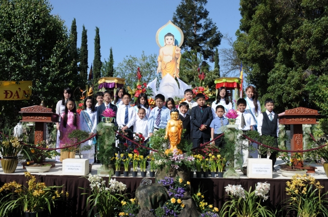 Trung tâm Văn hóa Phật giáo Liễu Quán (Hoa Kỳ)  long trọng tổ chức Đại lễ Phật đản PL 2556