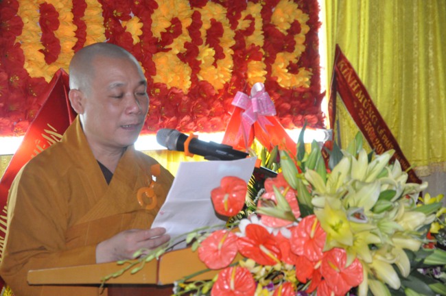 Hà Tĩnh: Hơn 10.000 người tham dự đêm hoa đăng mừng Phật đản