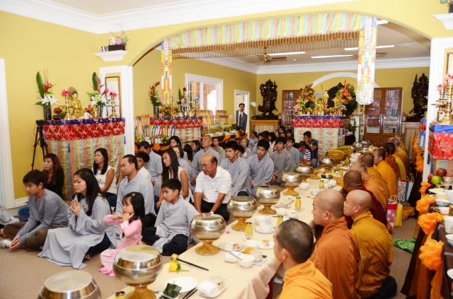 Đại lễ Vu Lan tạ trung tâm văn hóa Phật giáo - chùa Liễu Quán - San Jose, California, Hoa Kỳ