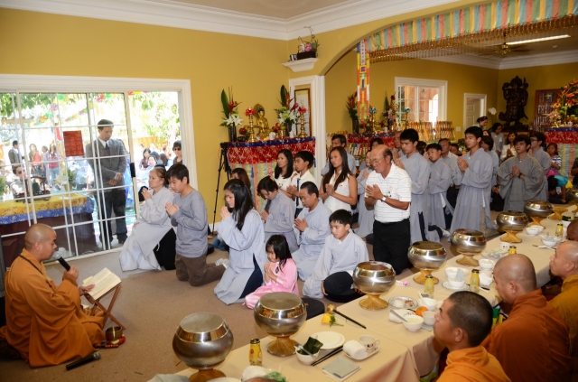 Đại lễ Vu Lan tạ trung tâm văn hóa Phật giáo - chùa Liễu Quán - San Jose, California, Hoa Kỳ