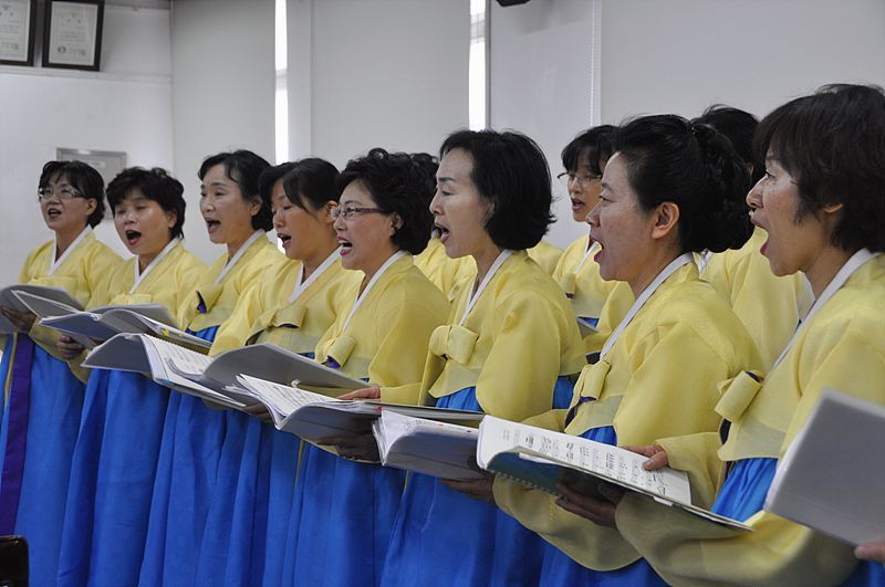 Hàn Quốc : Công An Quận Giang Nam (Gangnam - 江南) kính mừng Phật đản