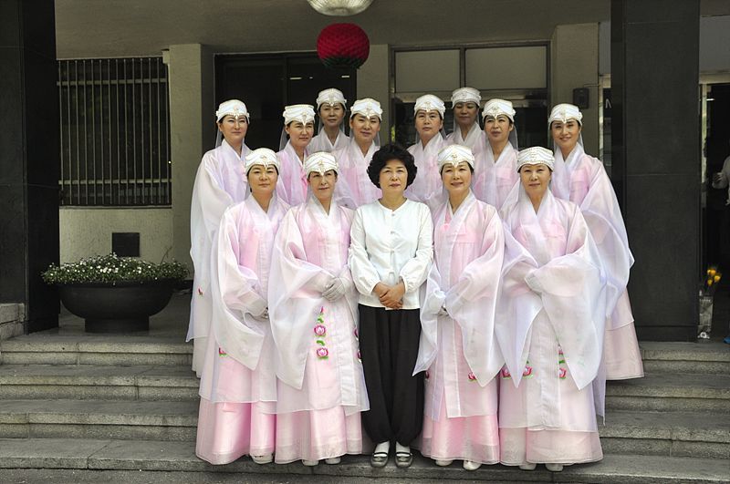 Hàn Quốc : Công An Quận Giang Nam (Gangnam - 江南) kính mừng Phật đản