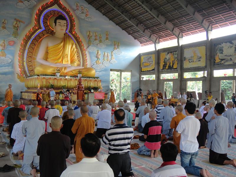 Đồng Nai: Nghỉ hè học sinh về chùa “ làm Sư ” có thời hạn