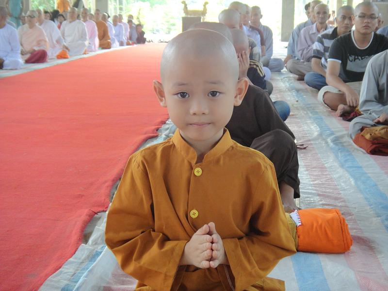 Đồng Nai: Nghỉ hè học sinh về chùa “ làm Sư ” có thời hạn