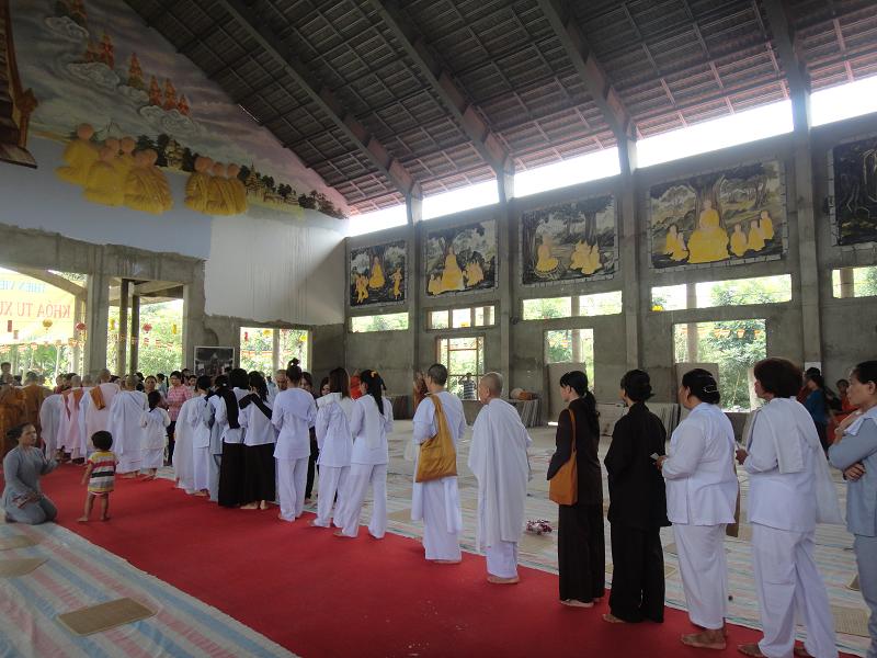 Đồng Nai: Nghỉ hè học sinh về chùa “ làm Sư ” có thời hạn