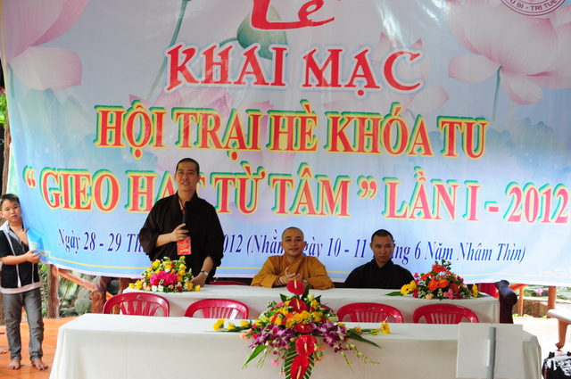 Đồng Nai: Chùm ảnh các hoạt động ngày đầu tiên tại khóa tu mùa hè chùa Thiên Chánh và Huyền Trang