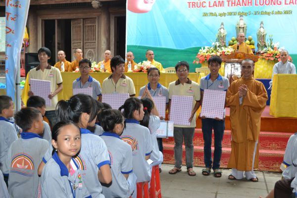Ấn tượng khóa tu mùa hè ở Hà Tỉnh