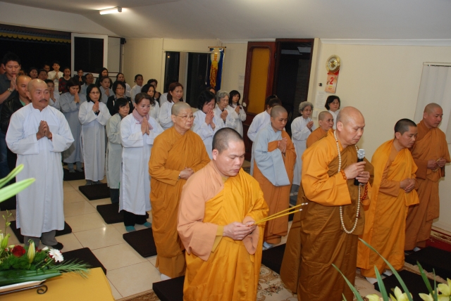 Lễ truy điệu cố hòa thượng Thích Minh châu do Tăng đoàn khất sĩ Úc châu tổ chức