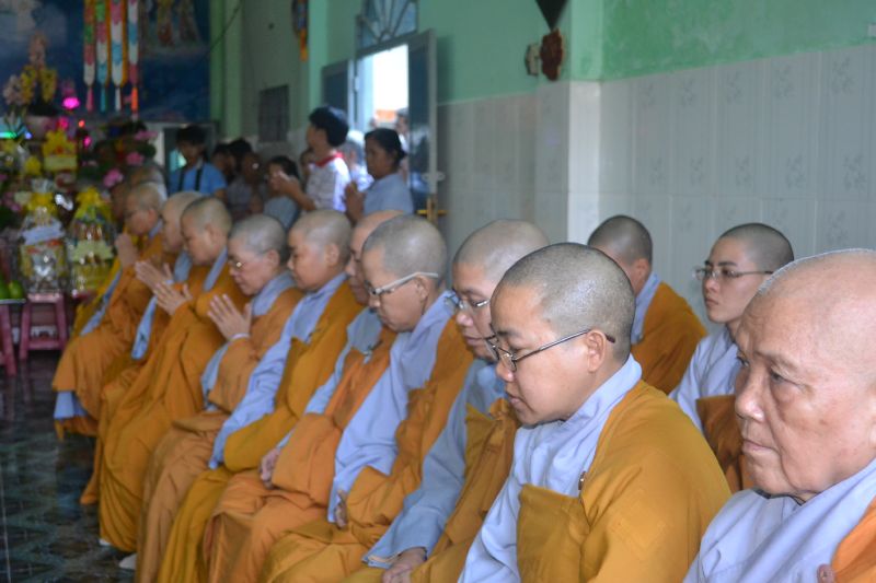 Hóc Môn: Lễ Vu Lan, Tưởng niệm ân sư và Dâng pháp y tại chùa Phước Trí