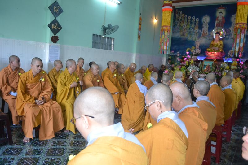 Hóc Môn: Lễ Vu Lan, Tưởng niệm ân sư và Dâng pháp y tại chùa Phước Trí
