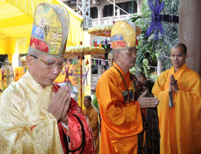 Chùm ảnh: Lễ cung tiến giác linh trưởng lão hòa thượng Thích Minh Châu ngày 05-09-2012