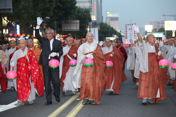 Hình ảnh lễ Phật đản tại Hàn Quốc