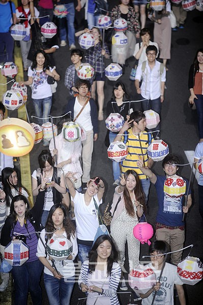 Hình ảnh lễ Phật đản tại Hàn Quốc