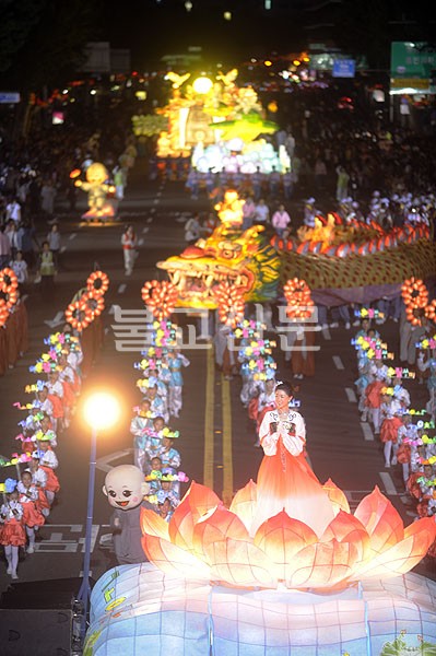 Hình ảnh lễ Phật đản tại Hàn Quốc