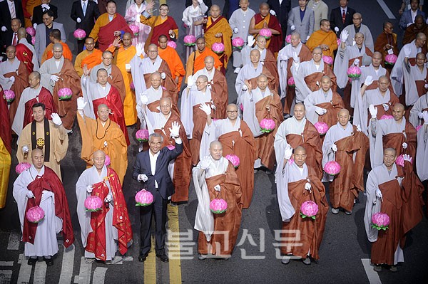 Hình ảnh lễ Phật đản tại Hàn Quốc