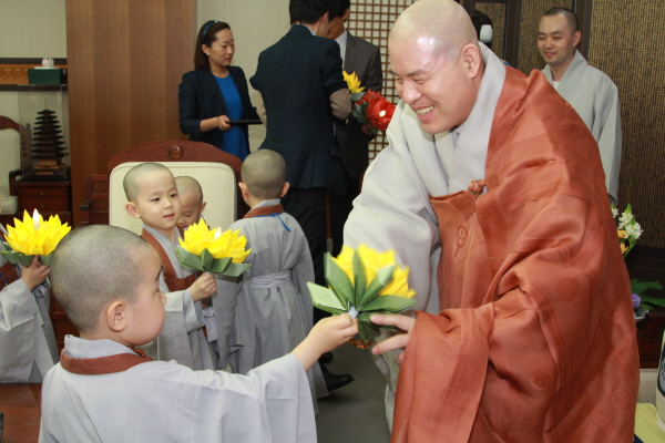 Hình ảnh lễ Phật đản tại Hàn Quốc