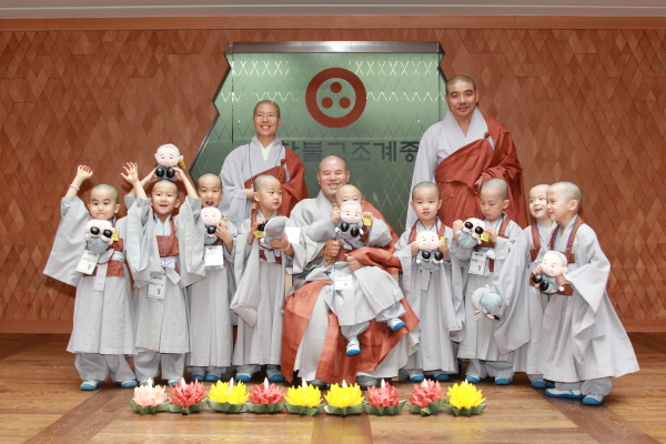 Hình ảnh lễ Phật đản tại Hàn Quốc