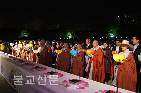 Hình ảnh lễ Phật đản tại Hàn Quốc