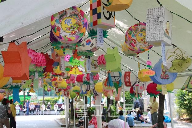 Hình ảnh lễ Phật đản tại Hàn Quốc