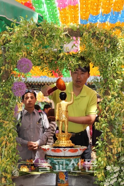 Hình ảnh lễ Phật đản tại Hàn Quốc