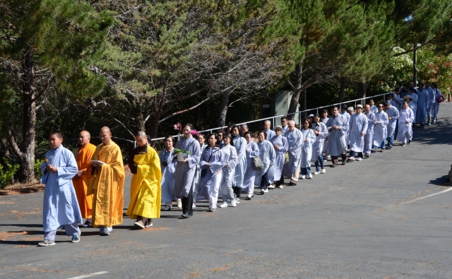 Chùa Phổ Từ tổ chức hành hương và tham quan công viên quốc gia Yosemite, California