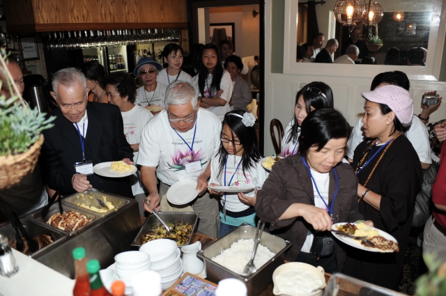 Chùa Phổ Từ tổ chức hành hương và tham quan công viên quốc gia Yosemite, California