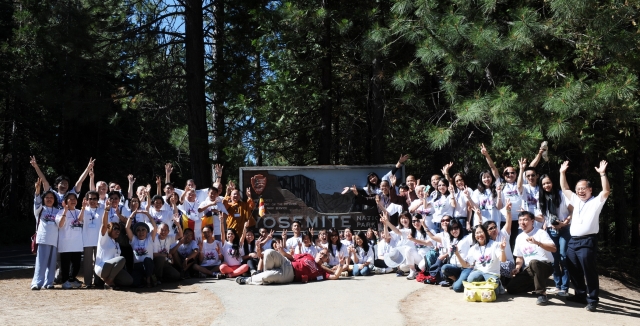 Chùa Phổ Từ tổ chức hành hương và tham quan công viên quốc gia Yosemite, California